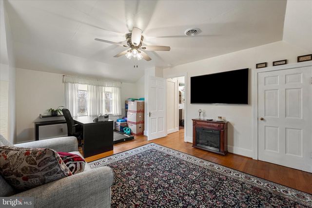 310 W MAIN STREET, Wardensville, WV 26851