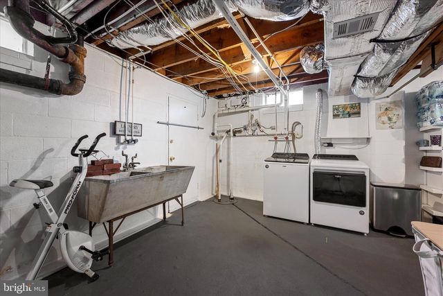 310 W MAIN STREET, Wardensville, WV 26851