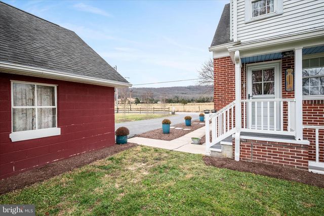 310 W MAIN STREET, Wardensville, WV 26851