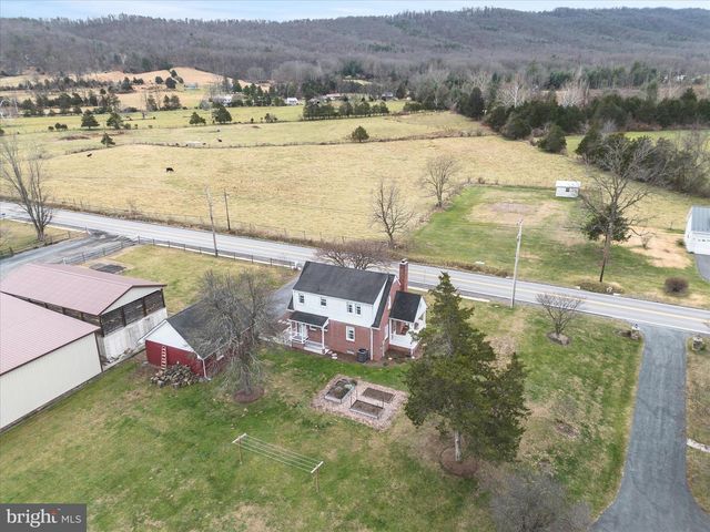 310 W MAIN STREET, Wardensville, WV 26851