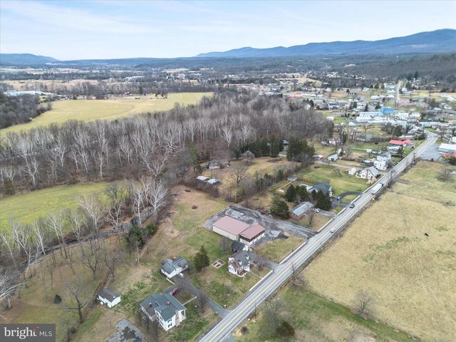 310 W MAIN STREET, Wardensville, WV 26851