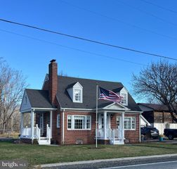310 W MAIN STREET, Wardensville, WV 26851