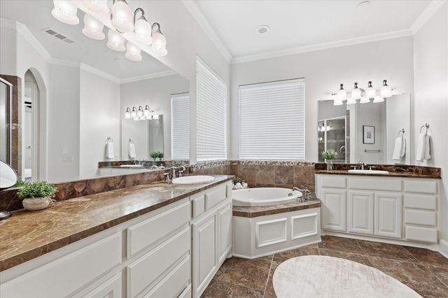 1366 Foster Street, Lantana, TX 76226