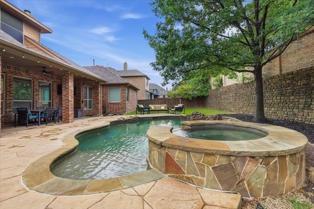 1366 Foster Street, Lantana, TX 76226