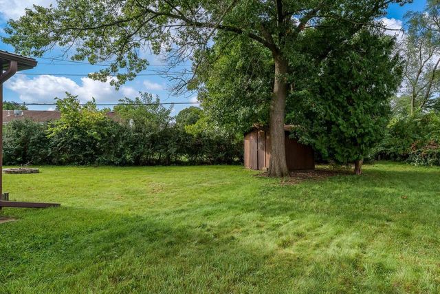 102 Bunn Drive, Rockton, IL 61072