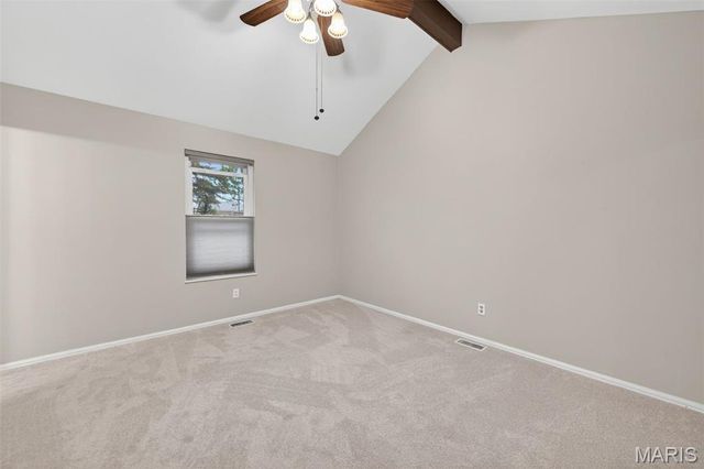 10 Barrington Drive, St Peters, MO 63376