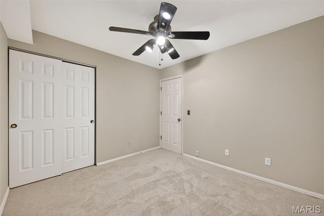 10 Barrington Drive, St Peters, MO 63376