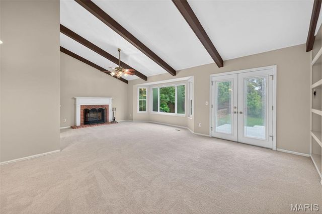 10 Barrington Drive, St Peters, MO 63376