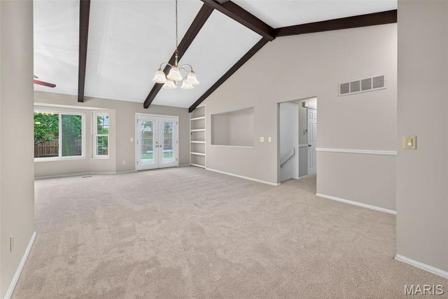 10 Barrington Drive, St Peters, MO 63376