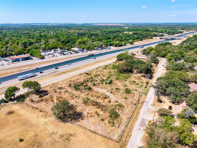 9508 Silver Falls Boulevard, Dallas, TX 75217
