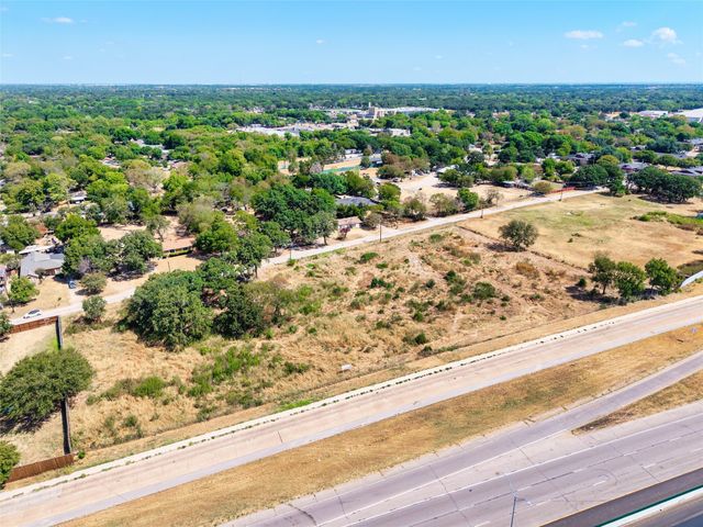 9508 Silver Falls Boulevard, Dallas, TX 75217