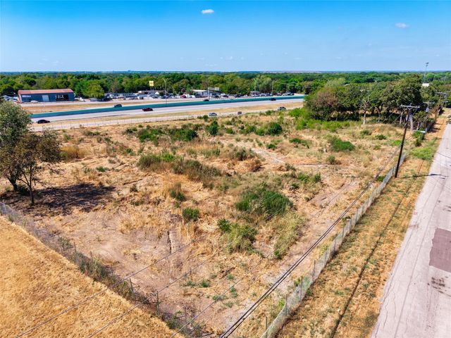 9508 Silver Falls Boulevard, Dallas, TX 75217