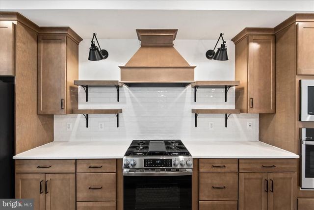 9407 PACIFIC ELM ST, Fredericksburg, VA 22407