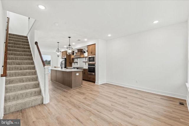 9407 PACIFIC ELM ST, Fredericksburg, VA 22407