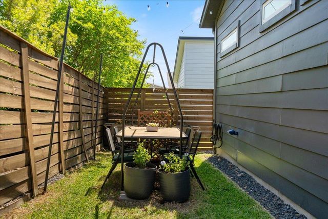 7009 Zachary DR, Austin, TX 78724