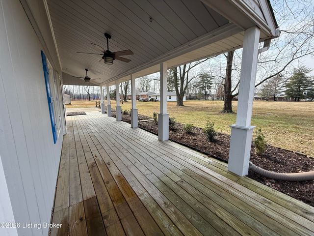 8201 Damascus Rd, Louisville, KY 40228