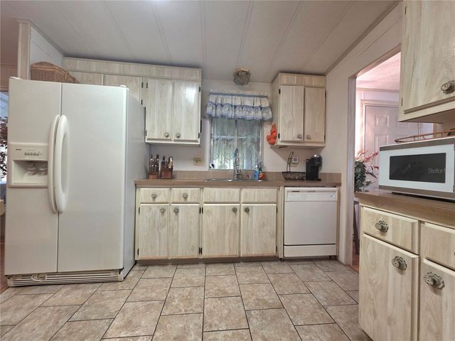 5334 COMANCHE STREET, Zephyrhills, FL 33542