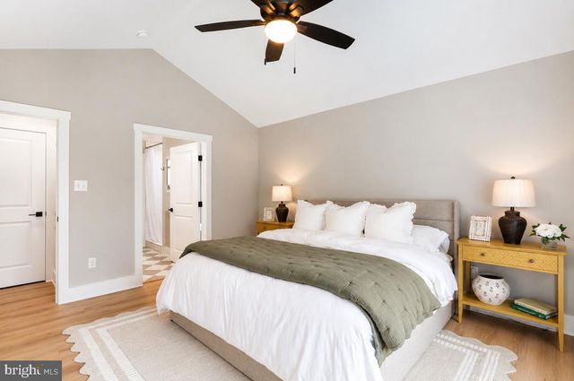 900 BUNNY LN, Harpers Ferry, WV 25425