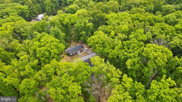 900 BUNNY LN, Harpers Ferry, WV 25425