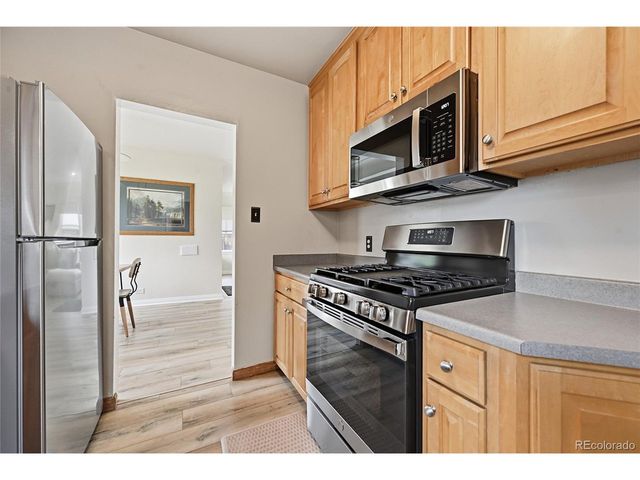 2010 S Saint Paul St, Denver, CO 80210