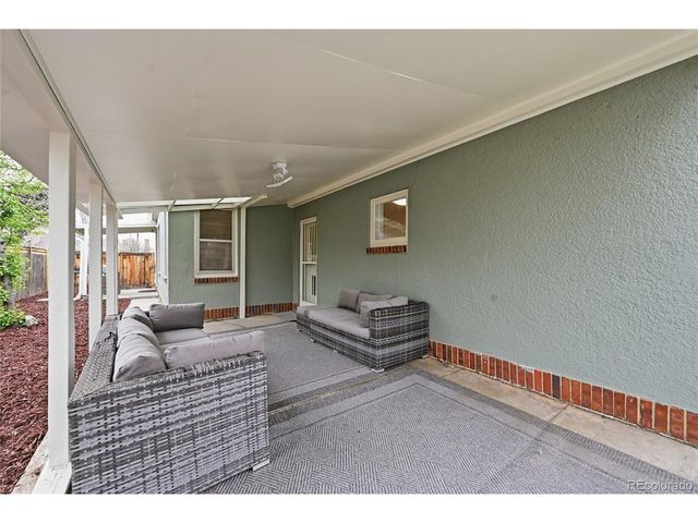 2010 S Saint Paul St, Denver, CO 80210