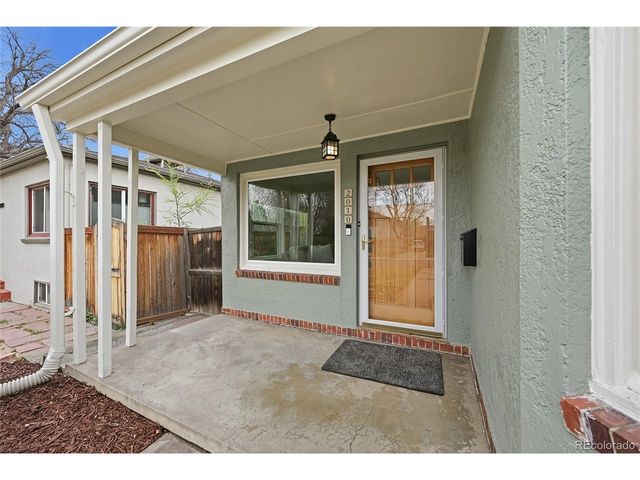 2010 S Saint Paul St, Denver, CO 80210