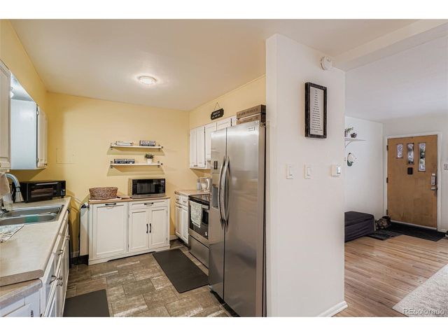 4860 E Kansas Dr, Denver, CO 80246