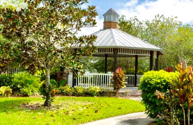 3324 Monterey Square Lane 102, Fort Pierce, FL 34982