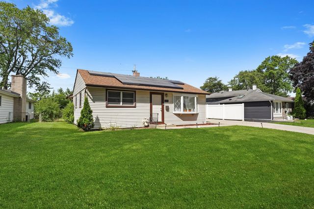 4101 Owl Drive, Rolling Meadows, IL 60008