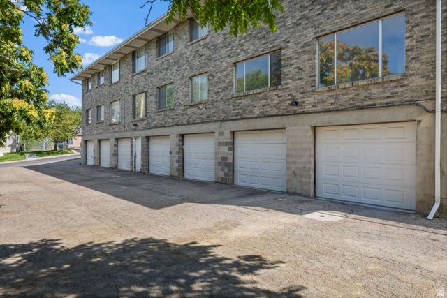 2048 S NEVADA AVE, Provo, UT 84606