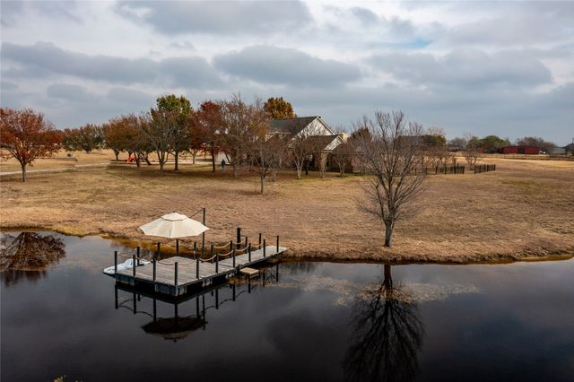 364 Parker Road A, Van Alstyne, TX 75495