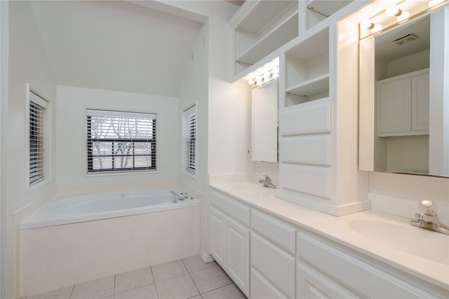 364 Parker Road A, Van Alstyne, TX 75495
