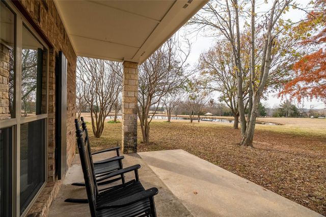 364 Parker Road A, Van Alstyne, TX 75495