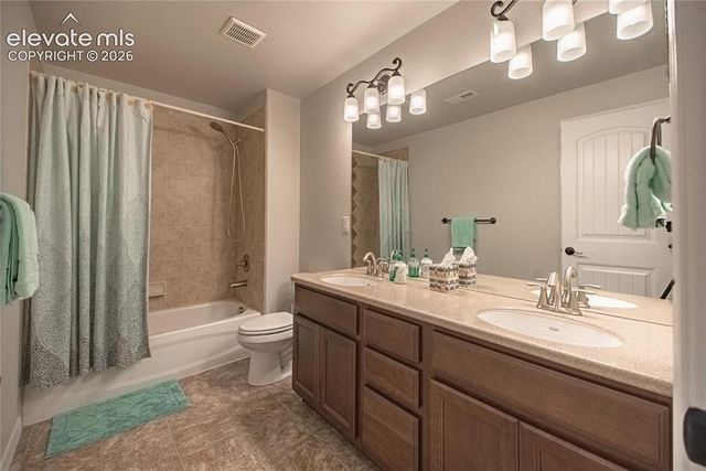 8165 Foxtail Pine Place, Colorado Springs, CO 80927