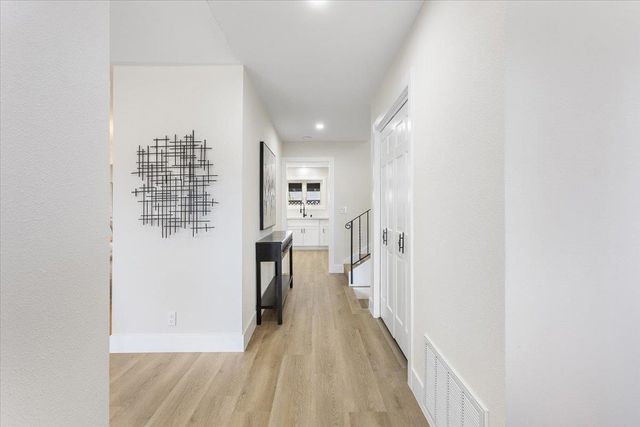 18840 18840 Cameo Ct, Castro Valley, CA 94546