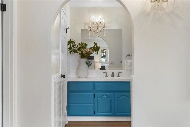 18840 18840 Cameo Ct, Castro Valley, CA 94546