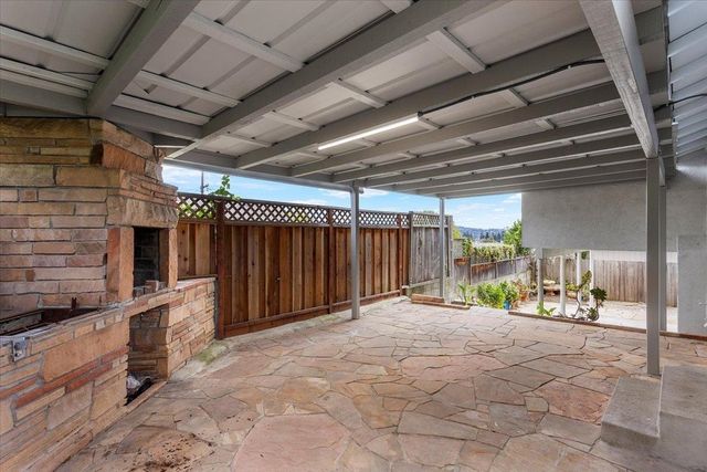 18840 18840 Cameo Ct, Castro Valley, CA 94546