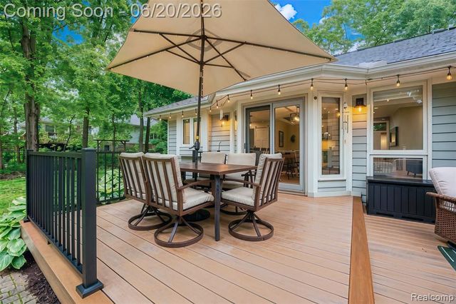 5901 Ford Road, Commerce Twp, MI 48382