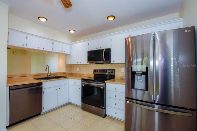 437 WEXFORD CIRCLE 79, Venice, FL 34293