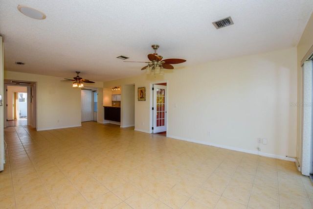 437 WEXFORD CIRCLE 79, Venice, FL 34293