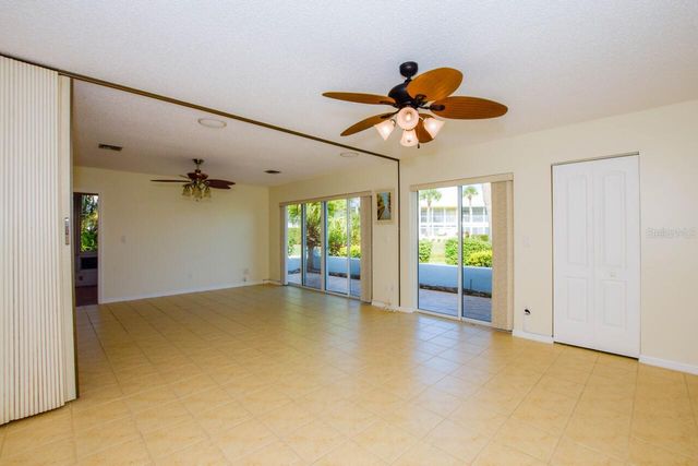 437 WEXFORD CIRCLE 79, Venice, FL 34293