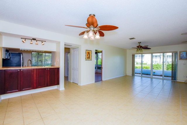 437 WEXFORD CIRCLE 79, Venice, FL 34293