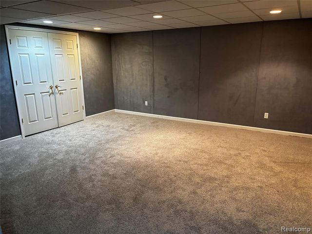 2161 Crystal Drive 8, Rochester Hills, MI 48309