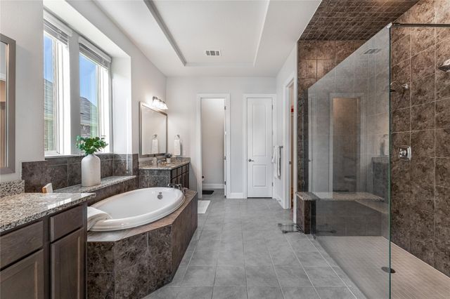 306 Pulitzer DR, Hutto, TX 78634
