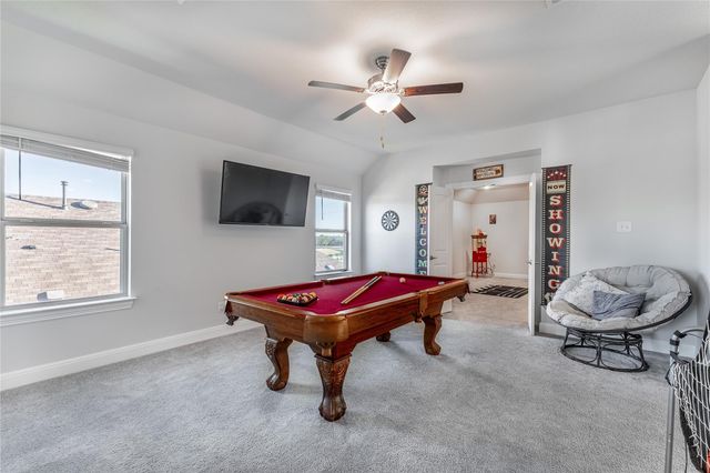306 Pulitzer DR, Hutto, TX 78634