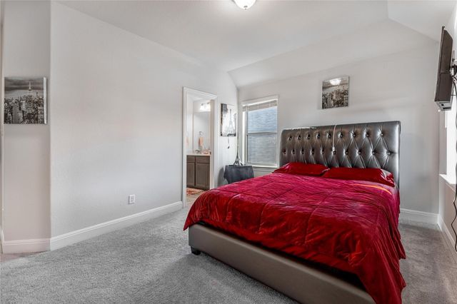 306 Pulitzer DR, Hutto, TX 78634