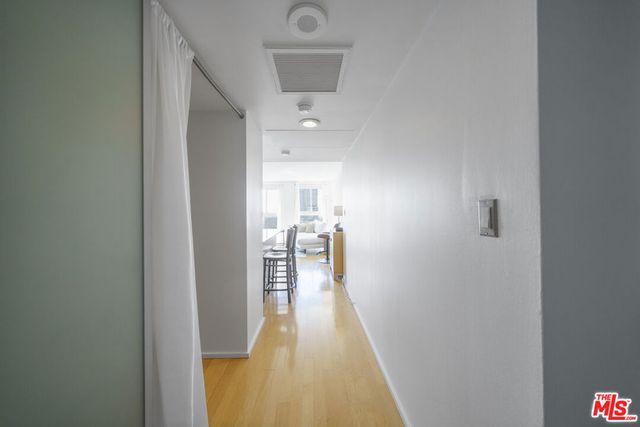 800 W 1st Street 2104, Los Angeles, CA 90012
