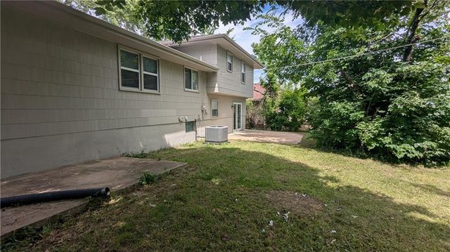 7915 E 117 Terrace, Kansas City, MO 64134