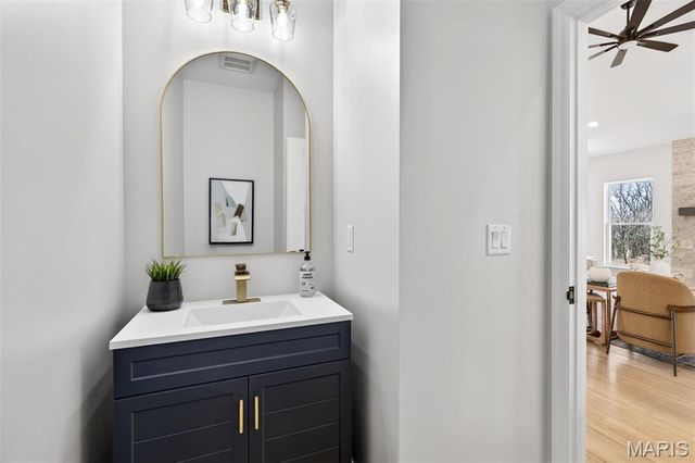 10643 Village Drive, Foristell, MO 63348