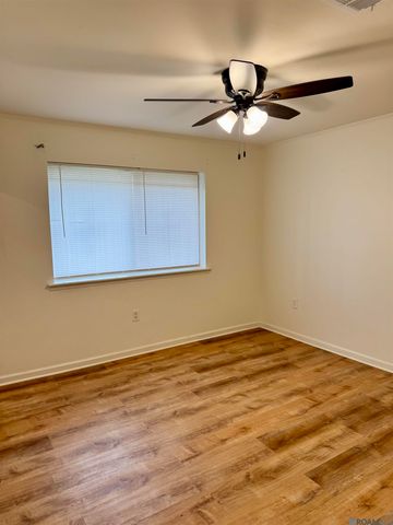 920 Paola St, Baker, LA 70714